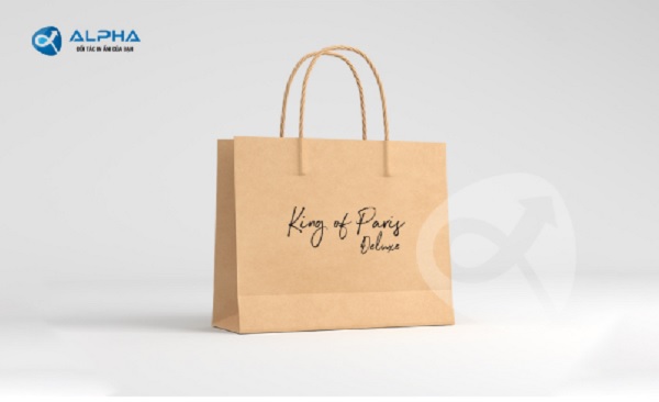 Túi giấy được sản xuất chủ yếu từ chất liệu giấy Kraft