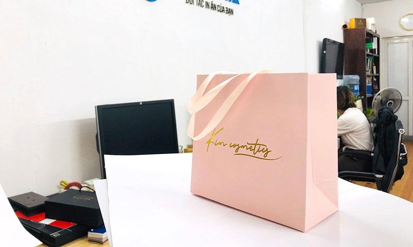 Nên tặng gì cho khách hàng doanh nghiệp Nên tặng gì cho khách hàng doanh nghiệp