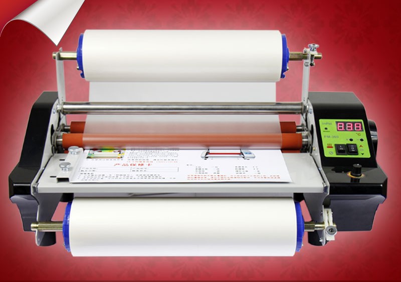 Máy cán màng hiện đại, có thể điều chỉnh tốc độ ép