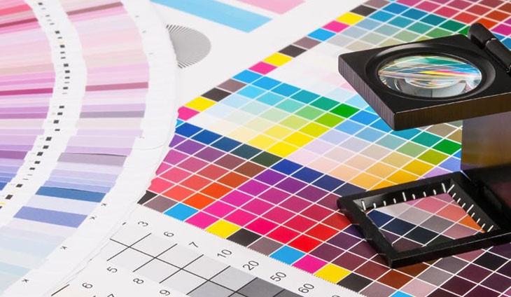 In Proof là kỹ thuật in giúp bên in ấn và cả khách hàng kiểm tra màu đã chuẩn theo yêu cầu hay chưa.